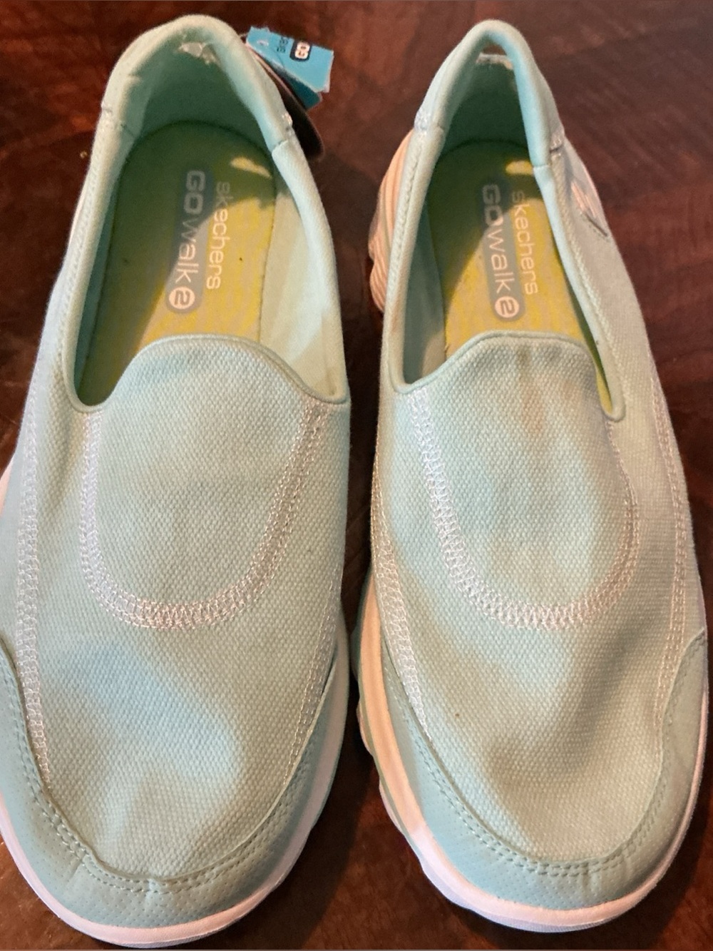 NEW SKECHERS GO WALK 2 SLIP ON SHOES
